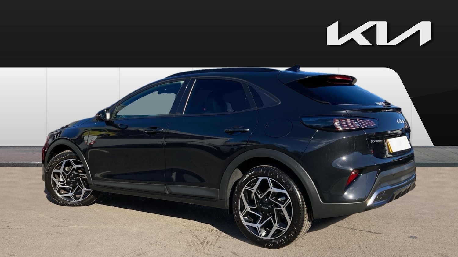 Used Kia XCeed 2025 for sale - 76161809: Photo 2