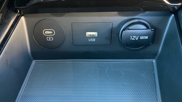 Used Kia XCeed 2025 for sale - 76161809: Photo 29