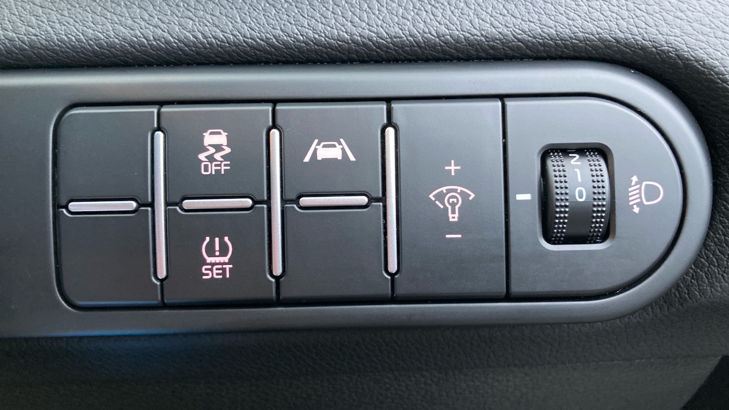 Used Kia XCeed 2023 for sale - 76845198: Photo 43