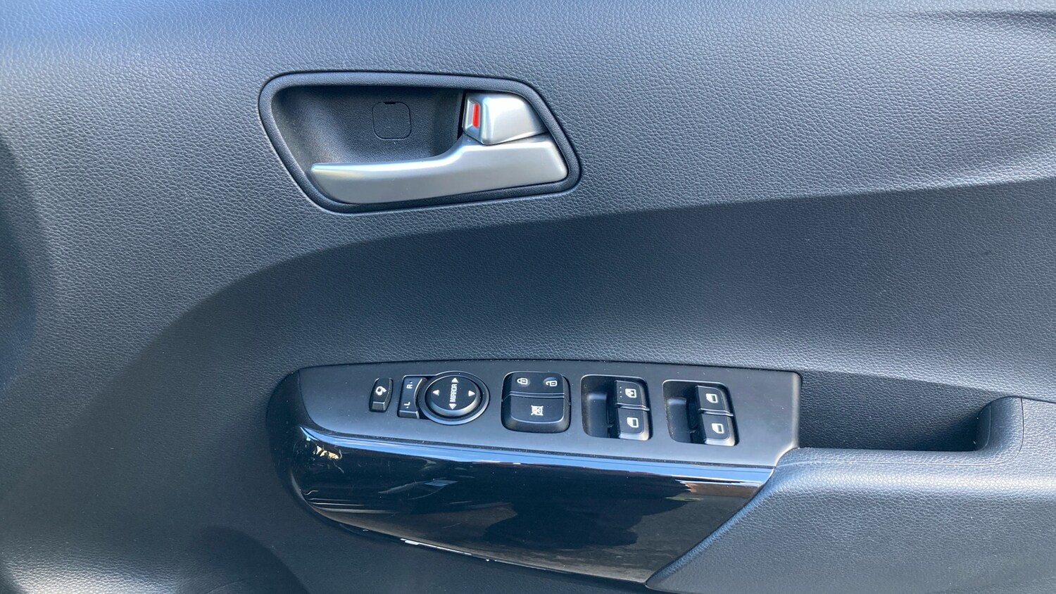 Used Kia Picanto 2023 for sale - 77845177: Photo 22