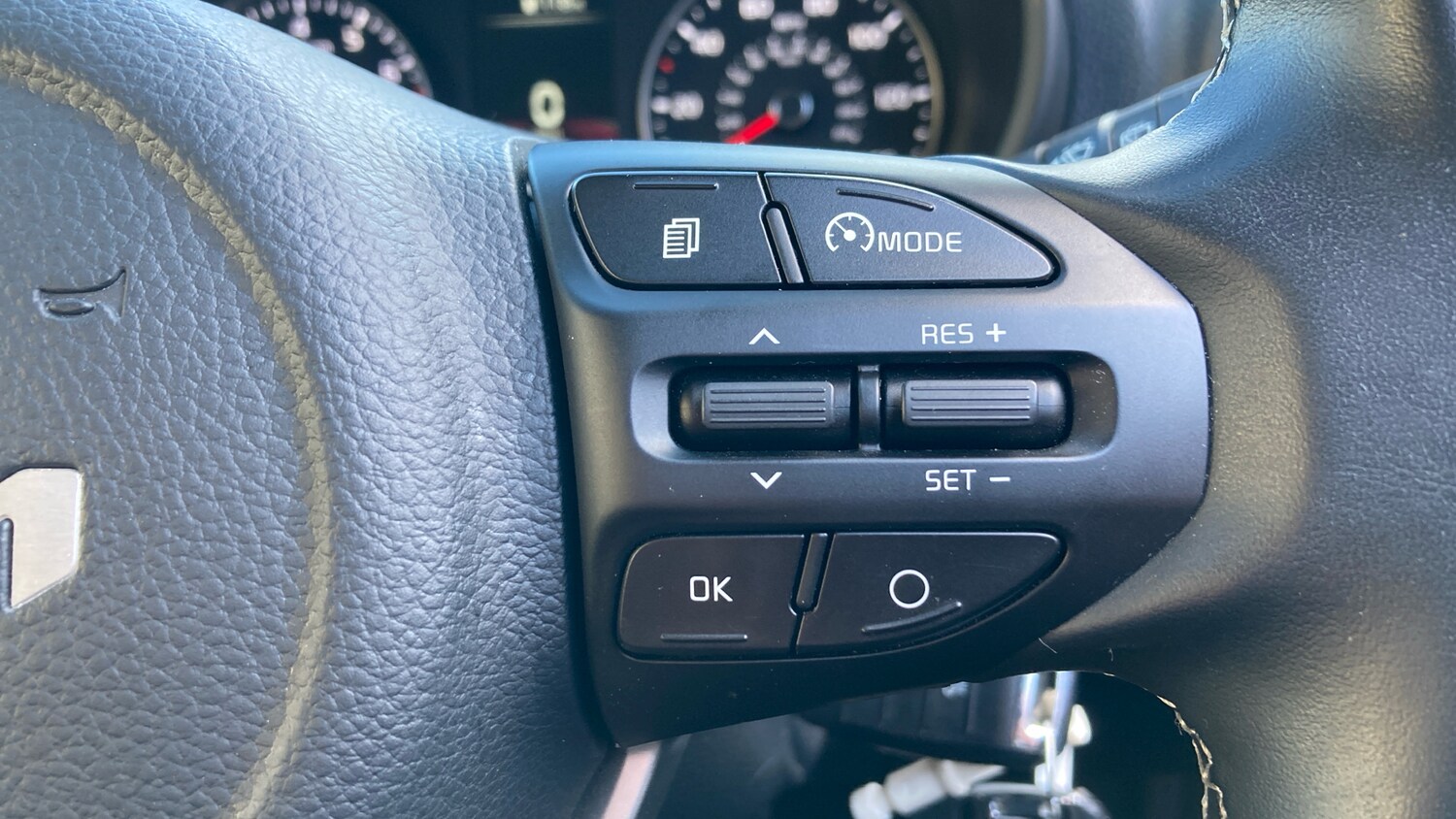 Used Kia Picanto 2023 for sale - 77845177: Photo 35