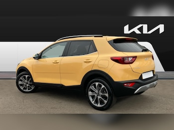 Used Kia Stonic 2024 for sale - 78027058: Photo