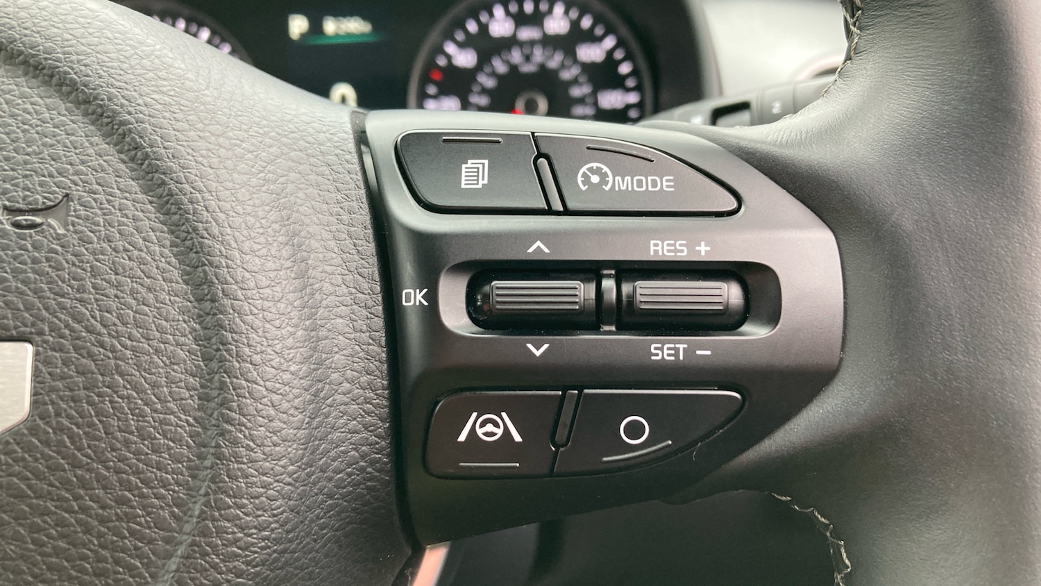 Used Kia Stonic 2024 for sale - 78027058: Photo 38