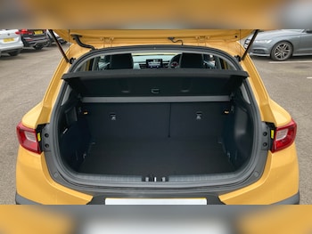 Used Kia Stonic 2024 for sale - 78027058: Photo