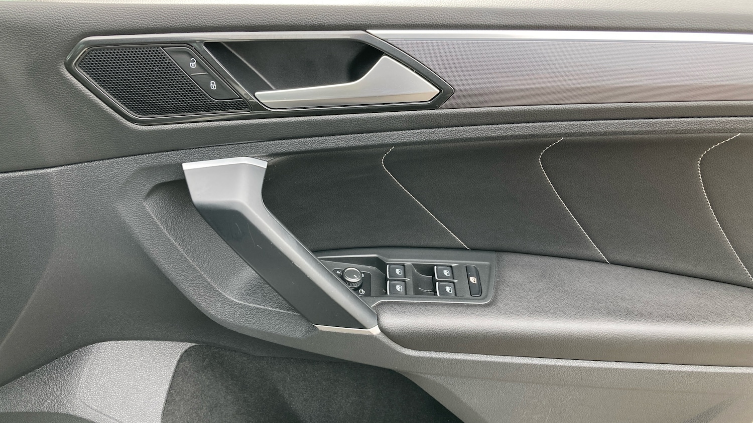 Used Volkswagen Tiguan 2018 for sale - 78015149: Photo 22