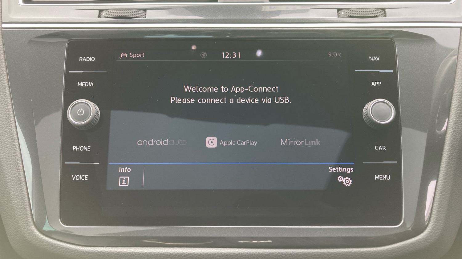 Used Volkswagen Tiguan 2018 for sale - 78015149: Photo 32