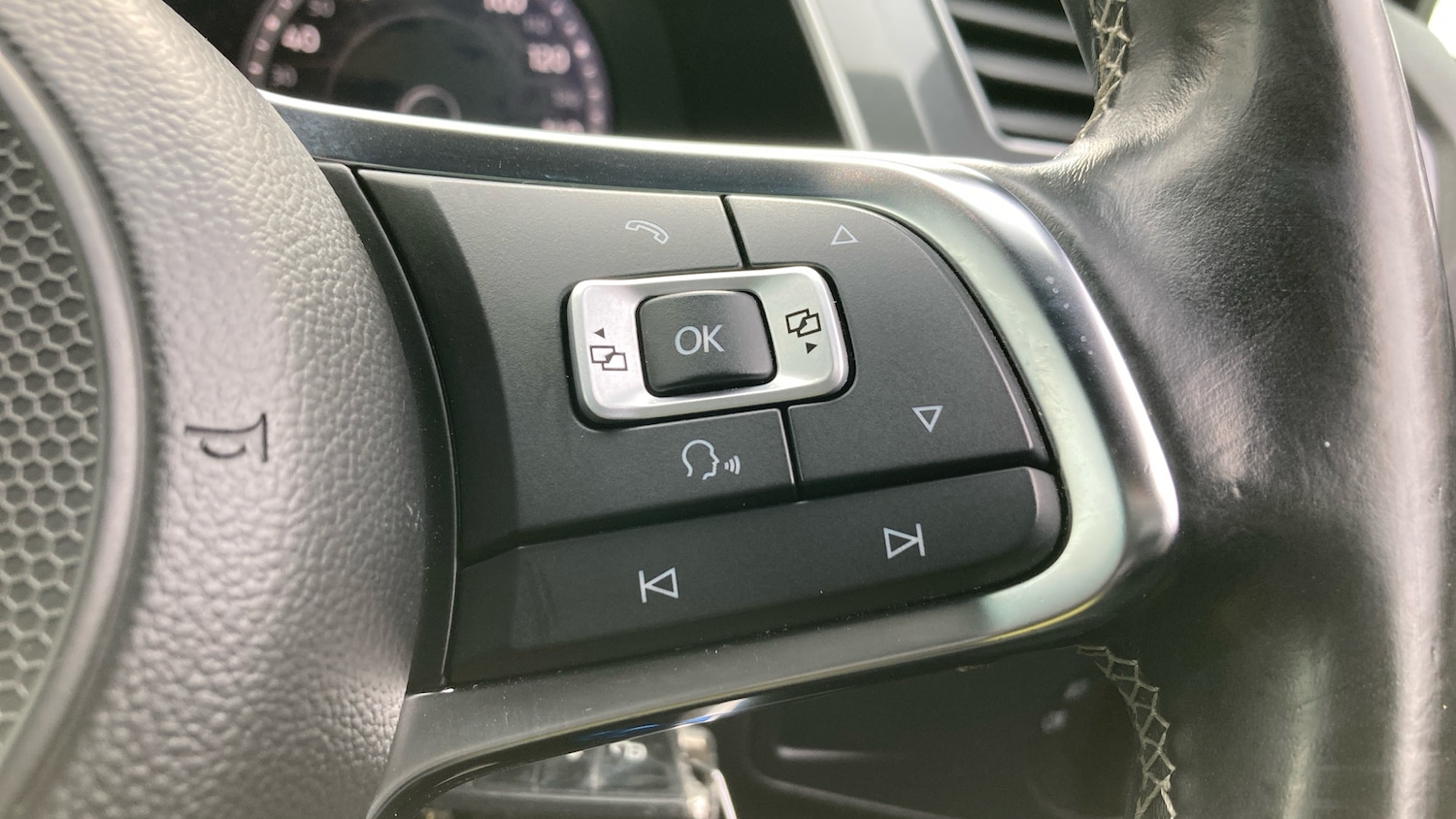 Used Volkswagen Tiguan 2018 for sale - 78015149: Photo 41