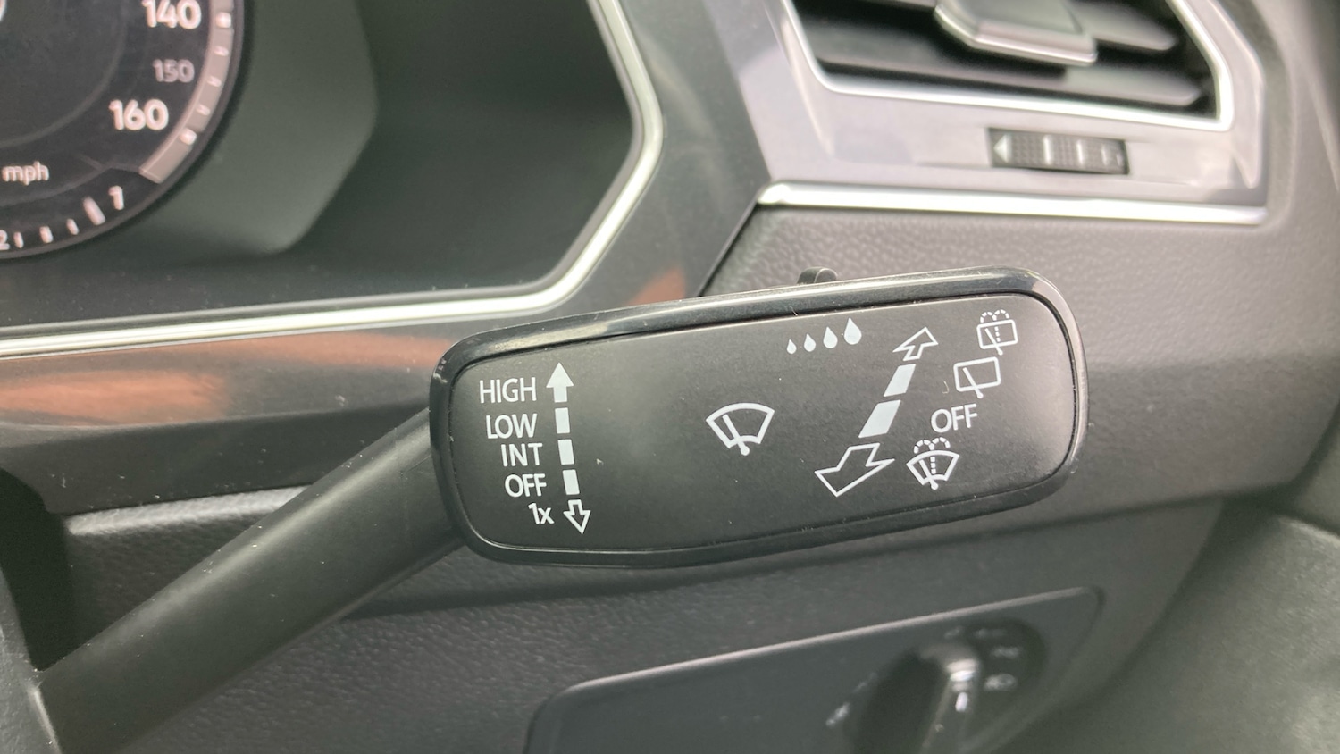 Used Volkswagen Tiguan 2018 for sale - 78015149: Photo 43