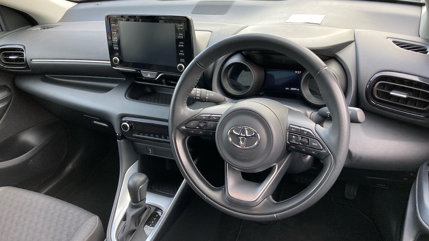 Used Toyota Yaris 2021 for sale - 76957000: Photo 11