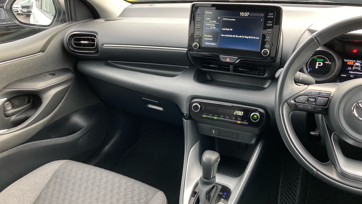 Used Toyota Yaris 2021 for sale - 76957000: Photo 14