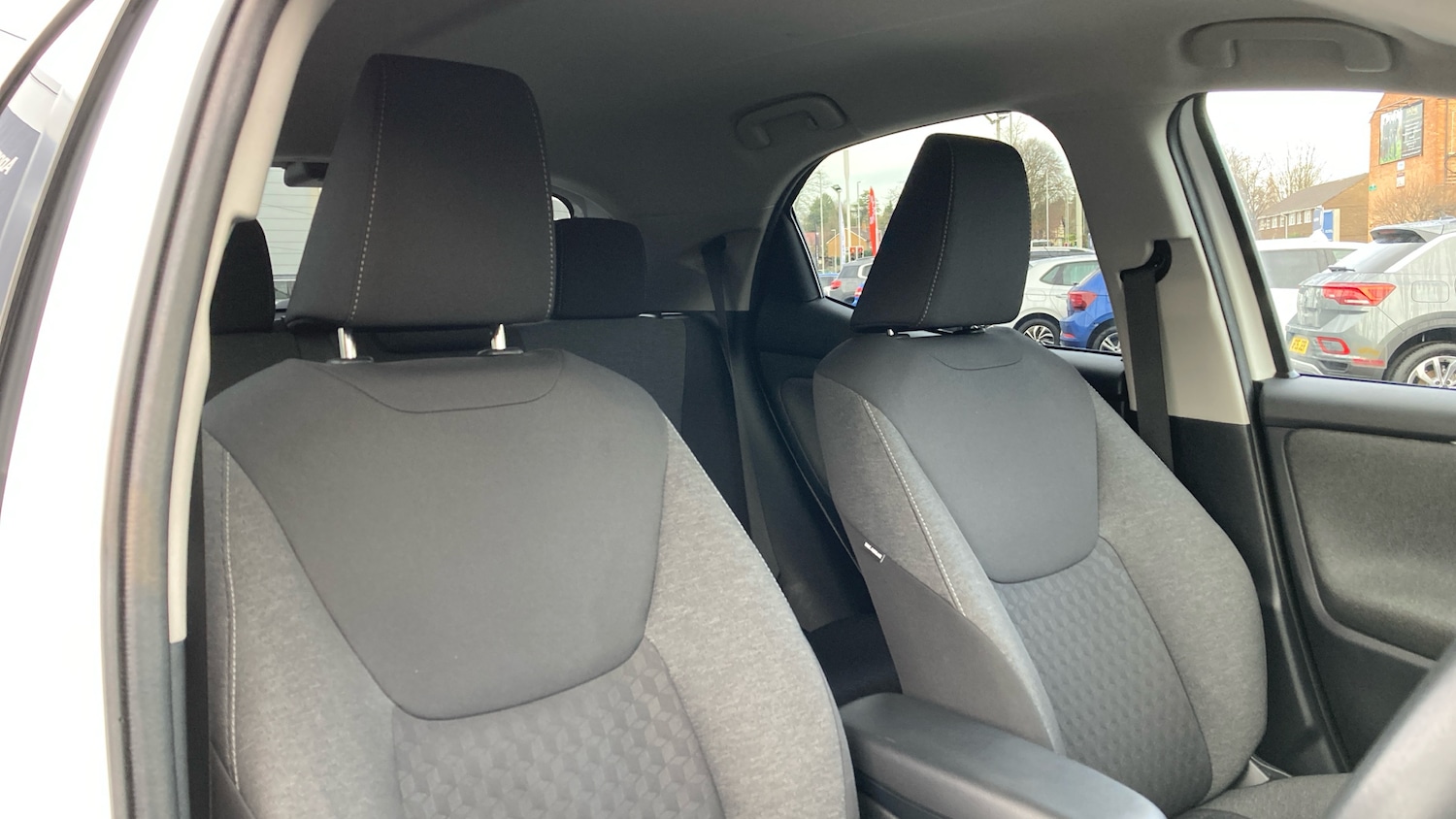 Used Toyota Yaris 2021 for sale - 76957000: Photo 21