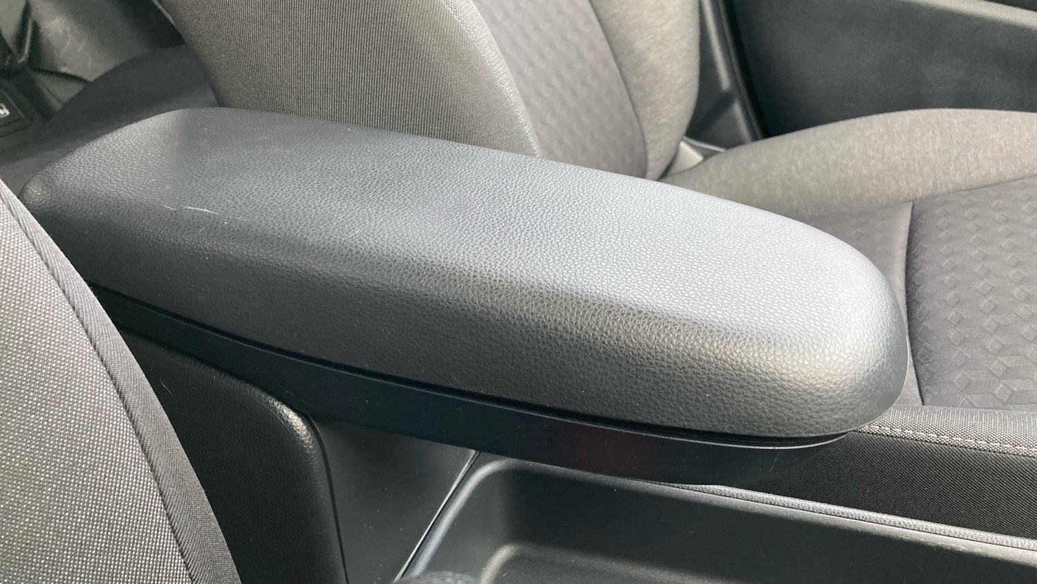 Used Toyota Yaris 2021 for sale - 76957000: Photo 24