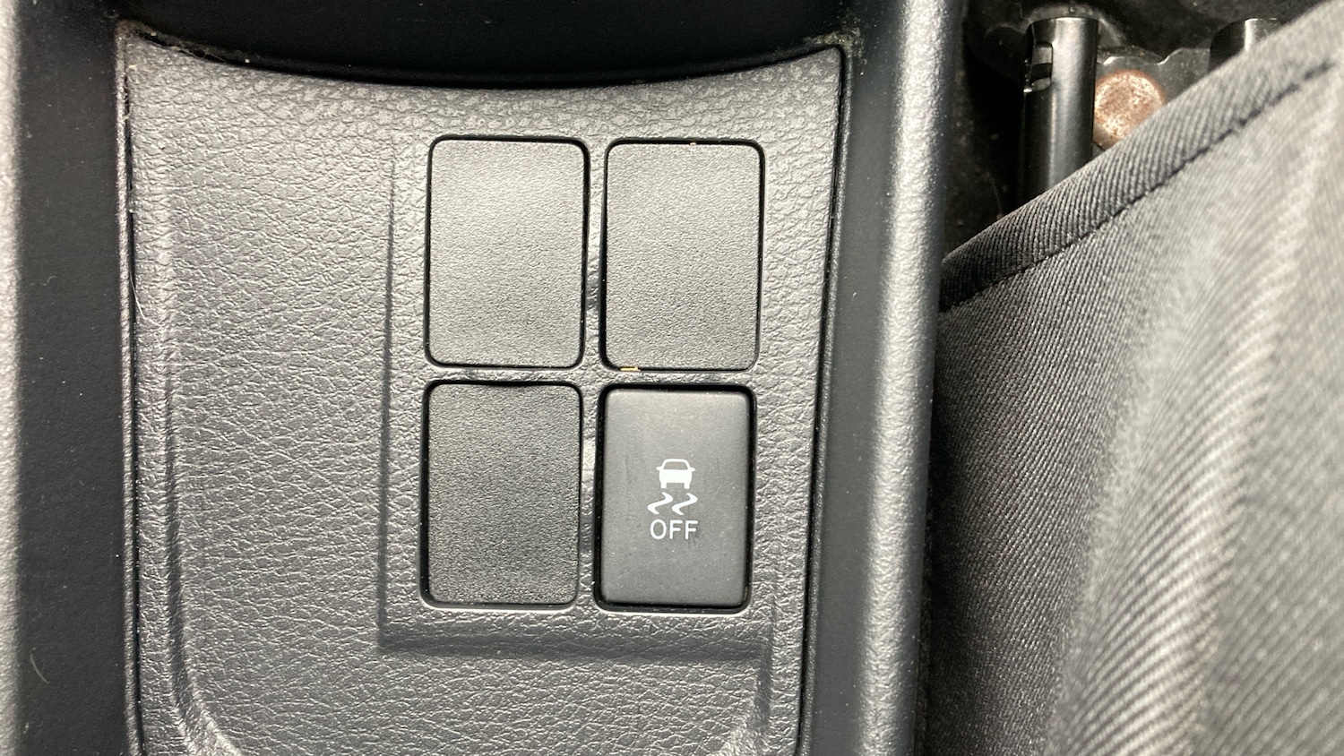 Used Toyota Yaris 2018 for sale - 78053437: Photo 25