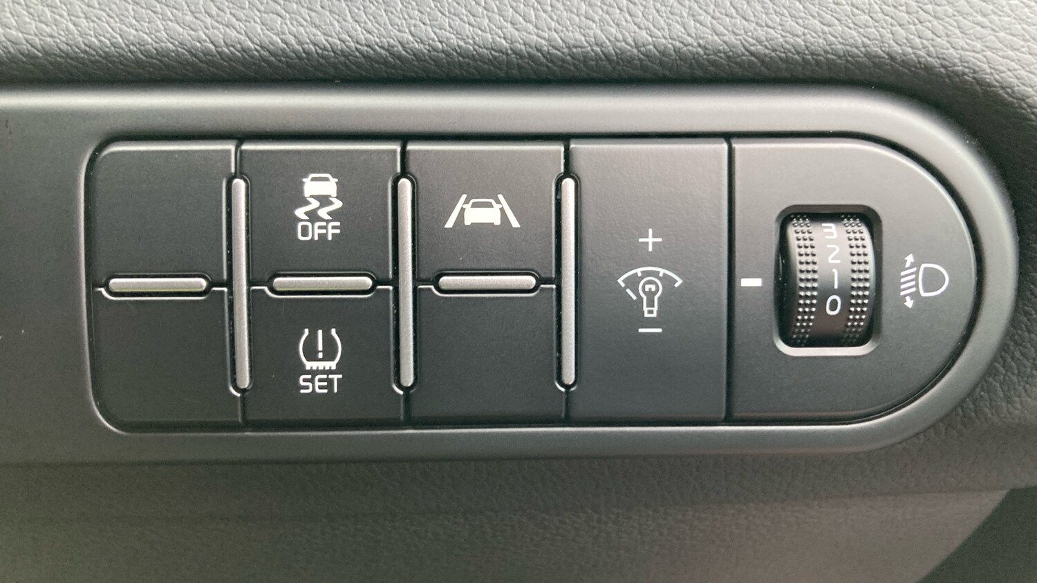 Used Kia Ceed 2025 for sale - 77578704: Photo 42