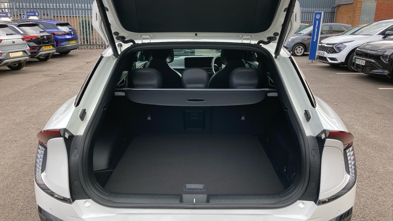 Used Kia EV6 2025 for sale - 76393935: Photo 4