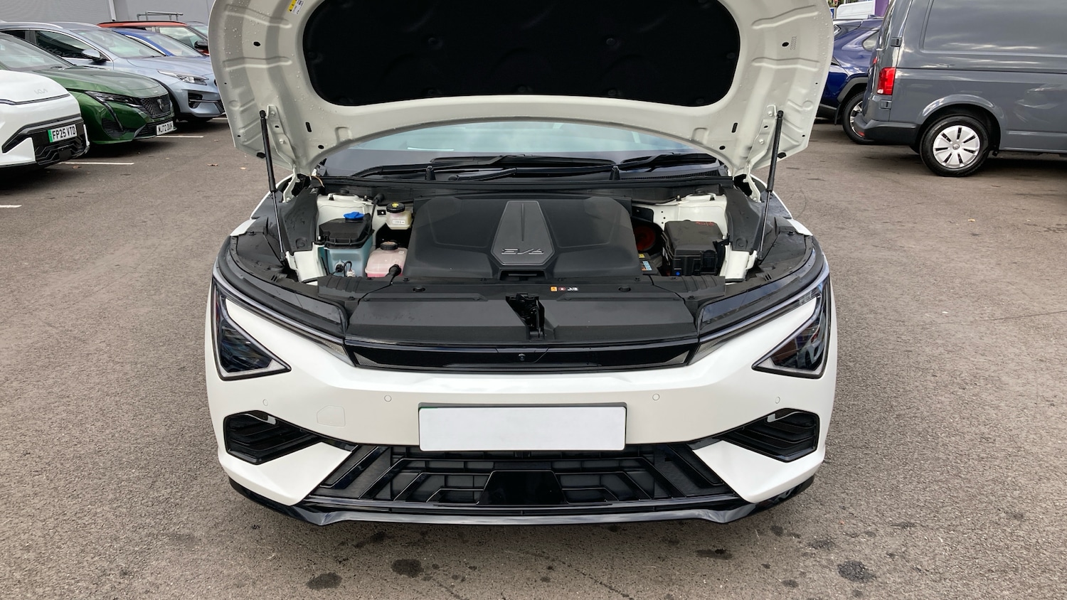 Used Kia EV6 2025 for sale - 76393935: Photo 8