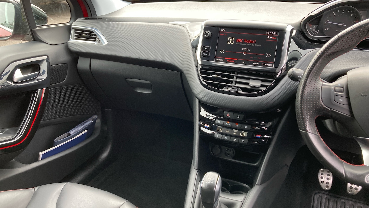 Used Peugeot 208 2017 for sale - 78018166: Photo 14