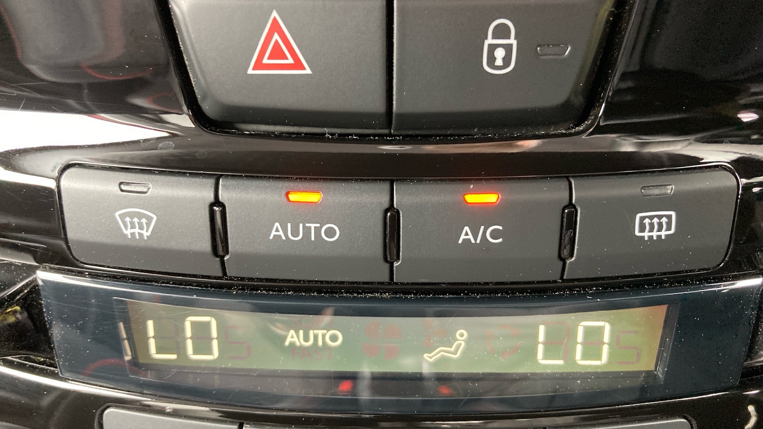 Used Peugeot 208 2017 for sale - 78018166: Photo 26