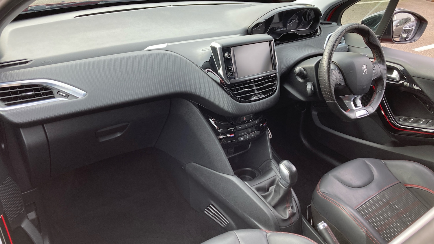 Used Peugeot 208 2017 for sale - 78018166: Photo 9