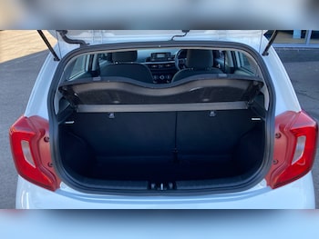 Used Kia Picanto 2023 for sale - 77917140: Photo