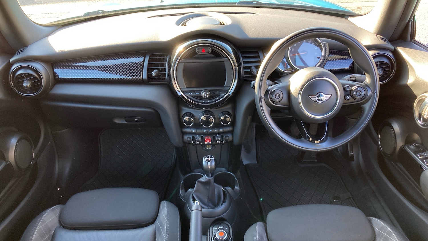 Used MINI Convertible 2017 for sale - 76192981: Photo 10