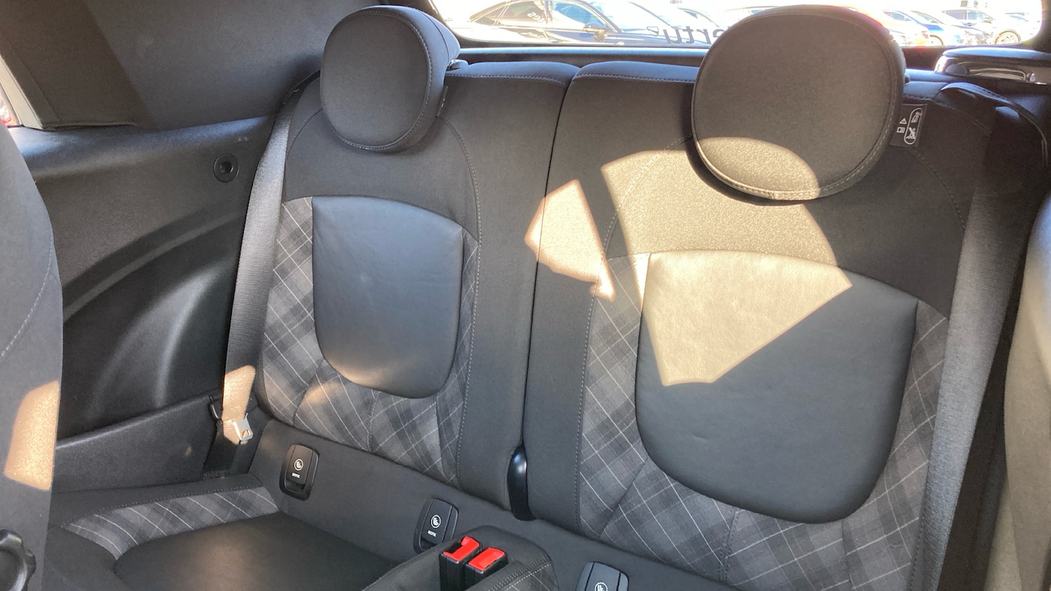 Used MINI Convertible 2017 for sale - 76192981: Photo 16