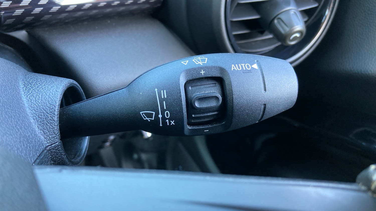 Used MINI Convertible 2017 for sale - 76192981: Photo 39