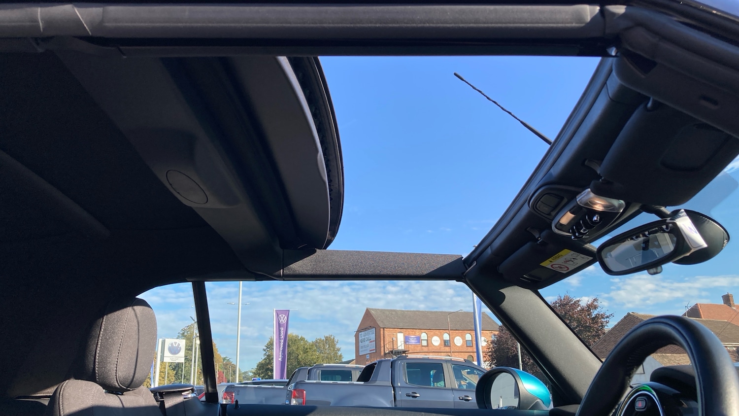Used MINI Convertible 2017 for sale - 76192981: Photo 43