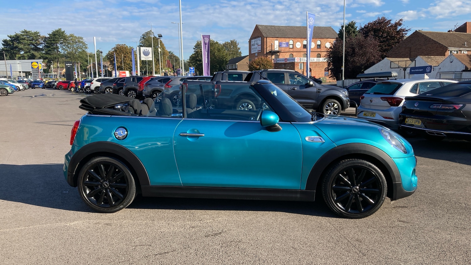 Used MINI Convertible 2017 for sale - 76192981: Photo 45