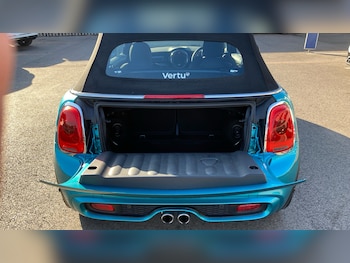 Used MINI Convertible 2017 for sale - 76192981: Photo 4