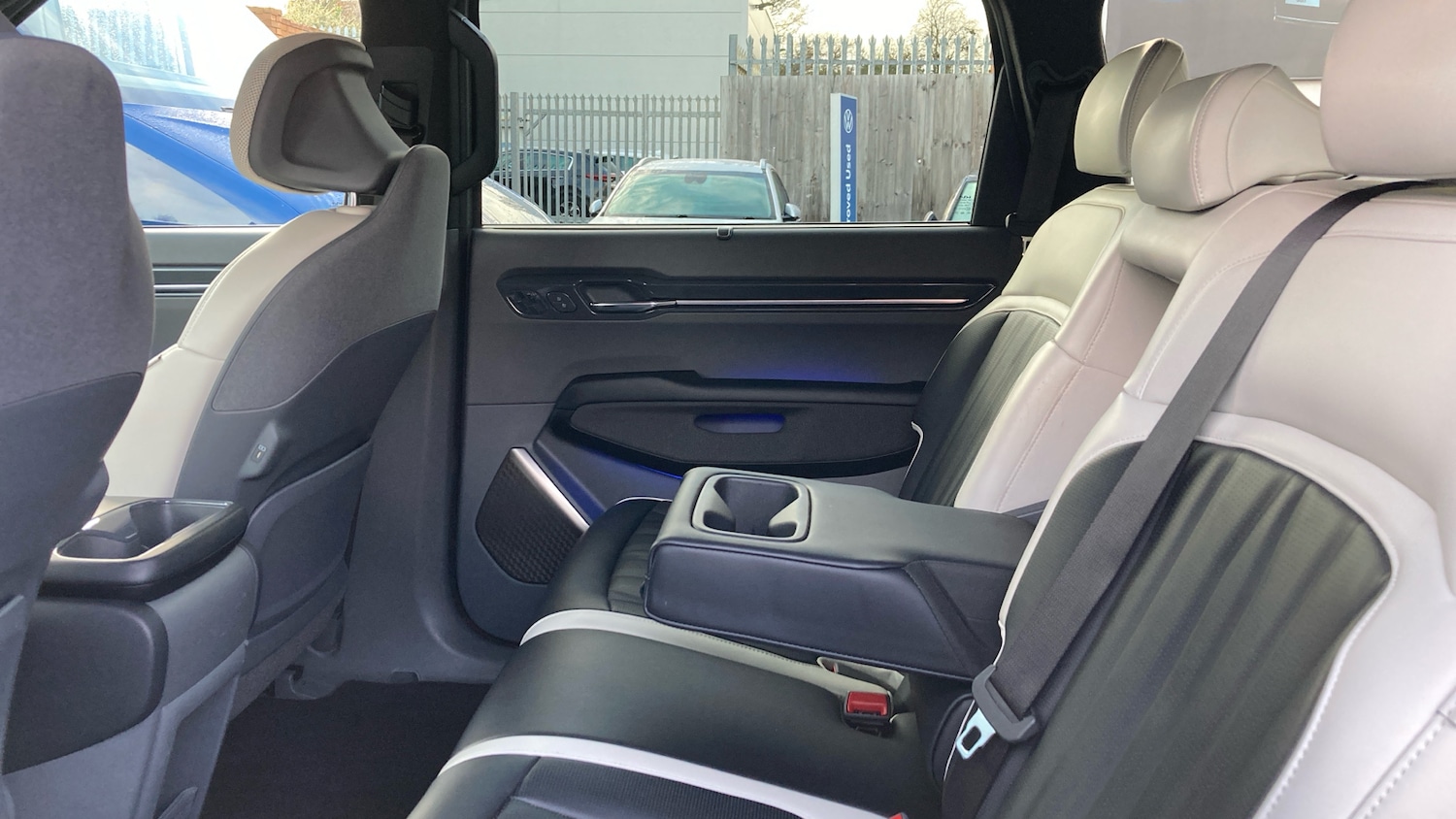 Used Kia EV9 2024 for sale - 76922382: Photo 16