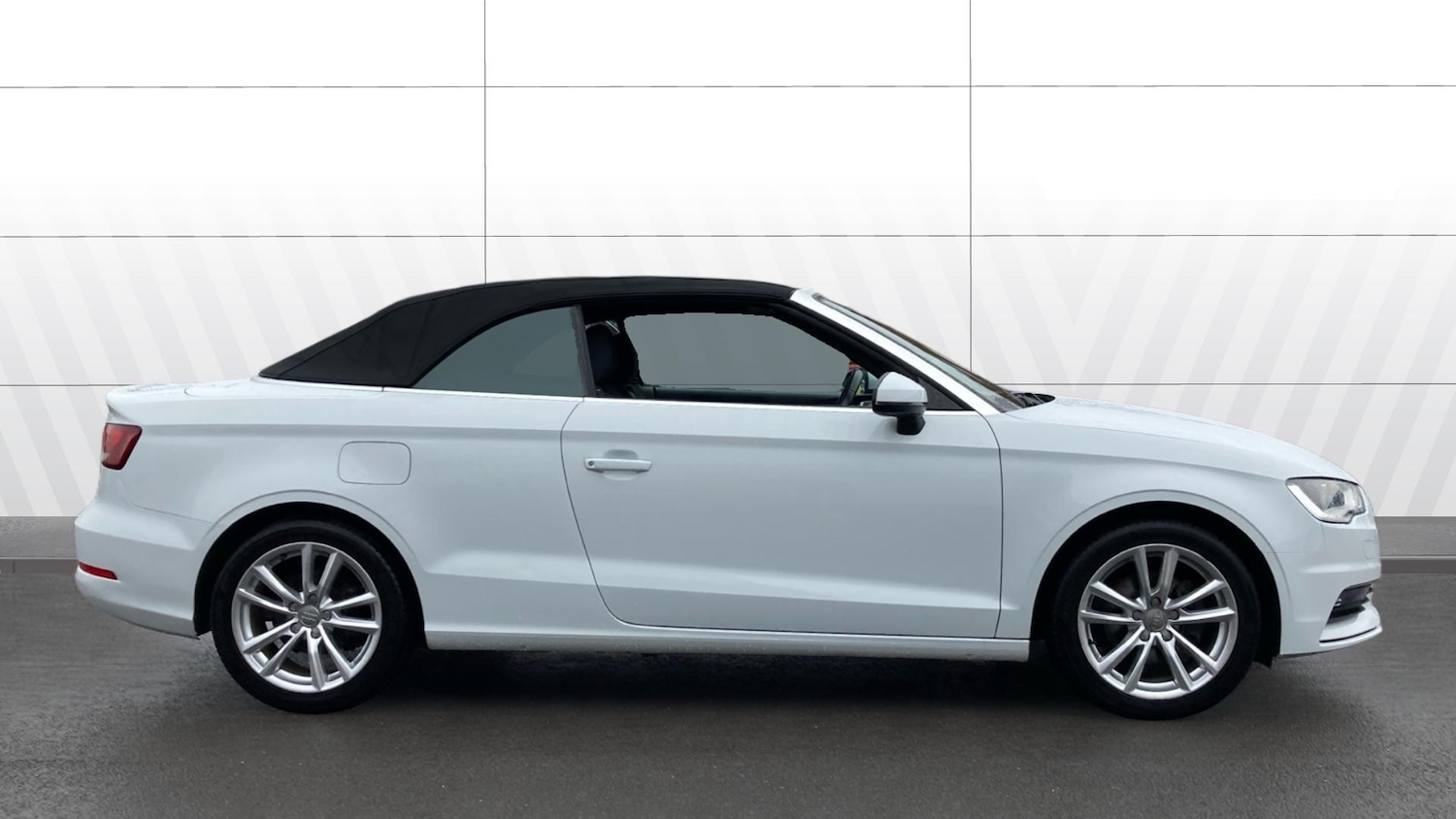 Used Audi A3 2015 for sale - 77350290: Photo 5