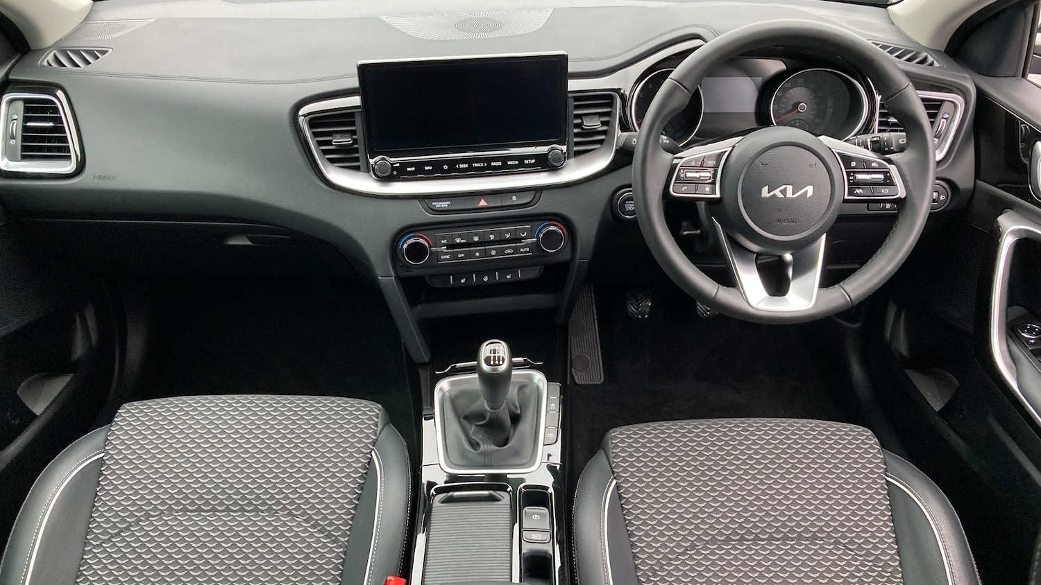 Used Kia XCeed 2025 for sale - 77245430: Photo 10