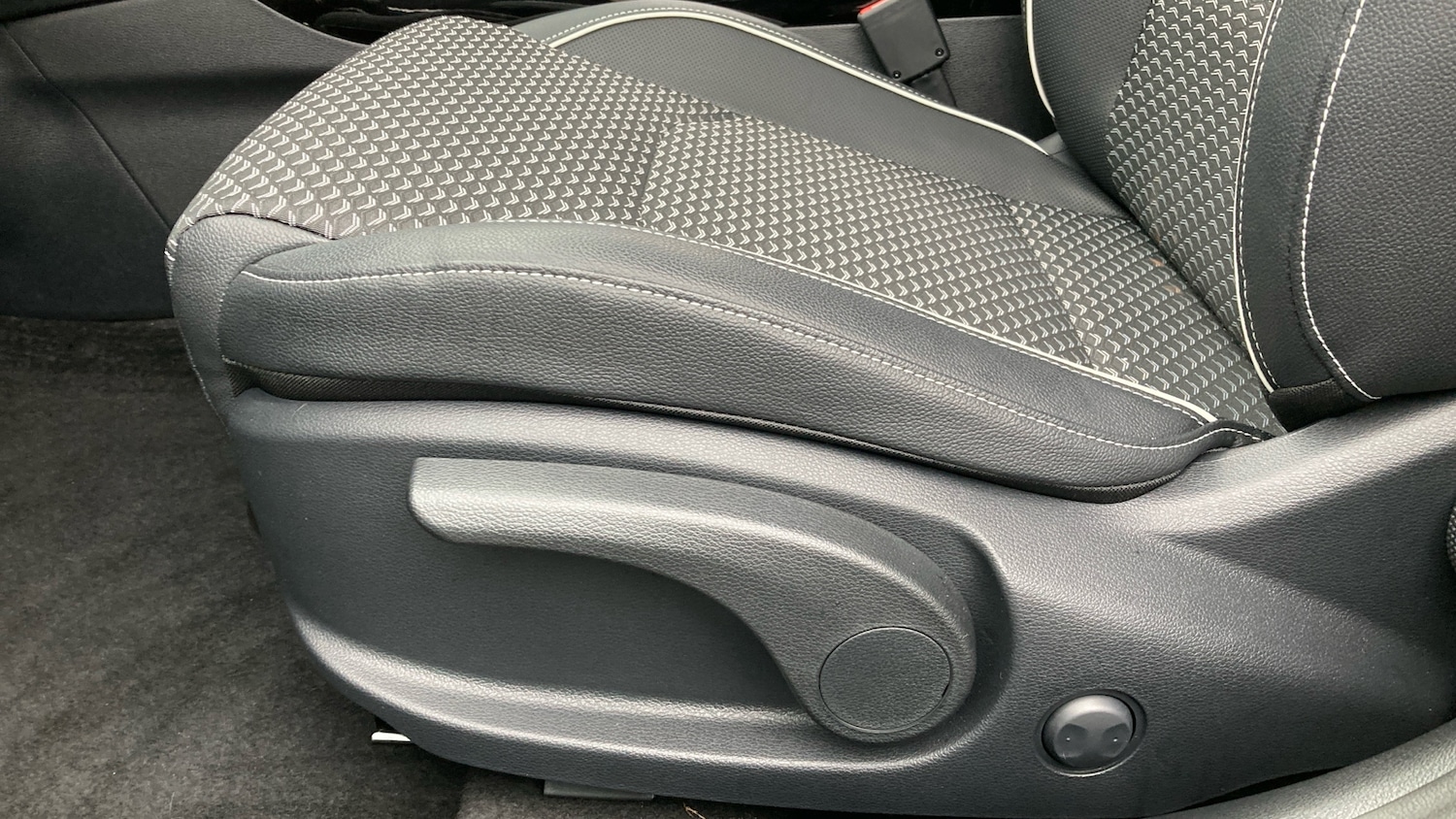 Used Kia XCeed 2025 for sale - 77245430: Photo 24