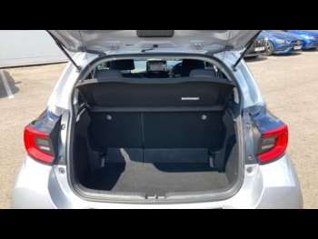 Used Toyota Yaris 2022 for sale - 74972338: Photo