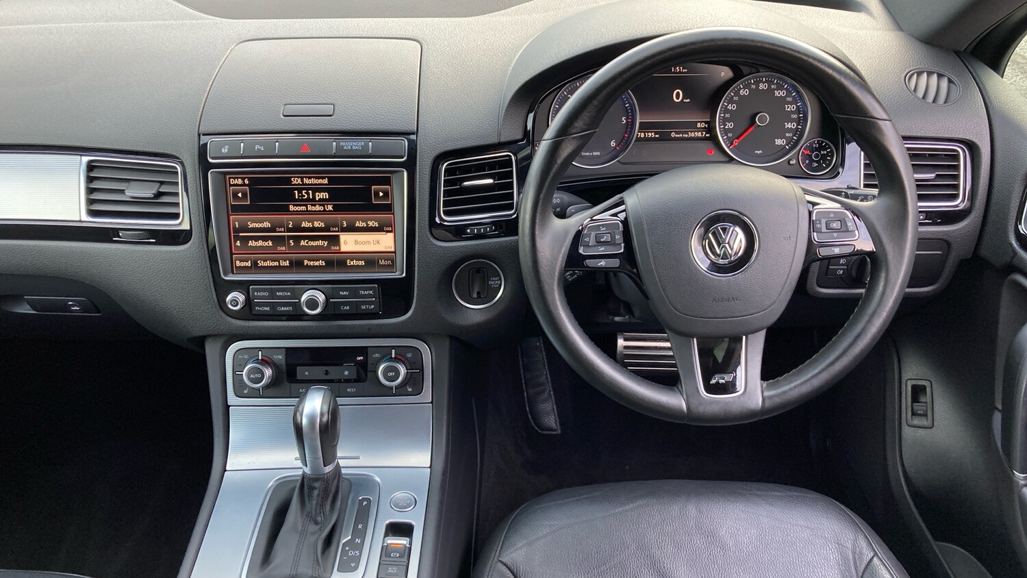 Used Volkswagen Touareg 2016 for sale - 77760506: Photo 10