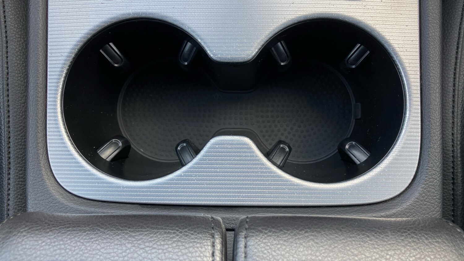 Used Volkswagen Touareg 2016 for sale - 77760506: Photo 26