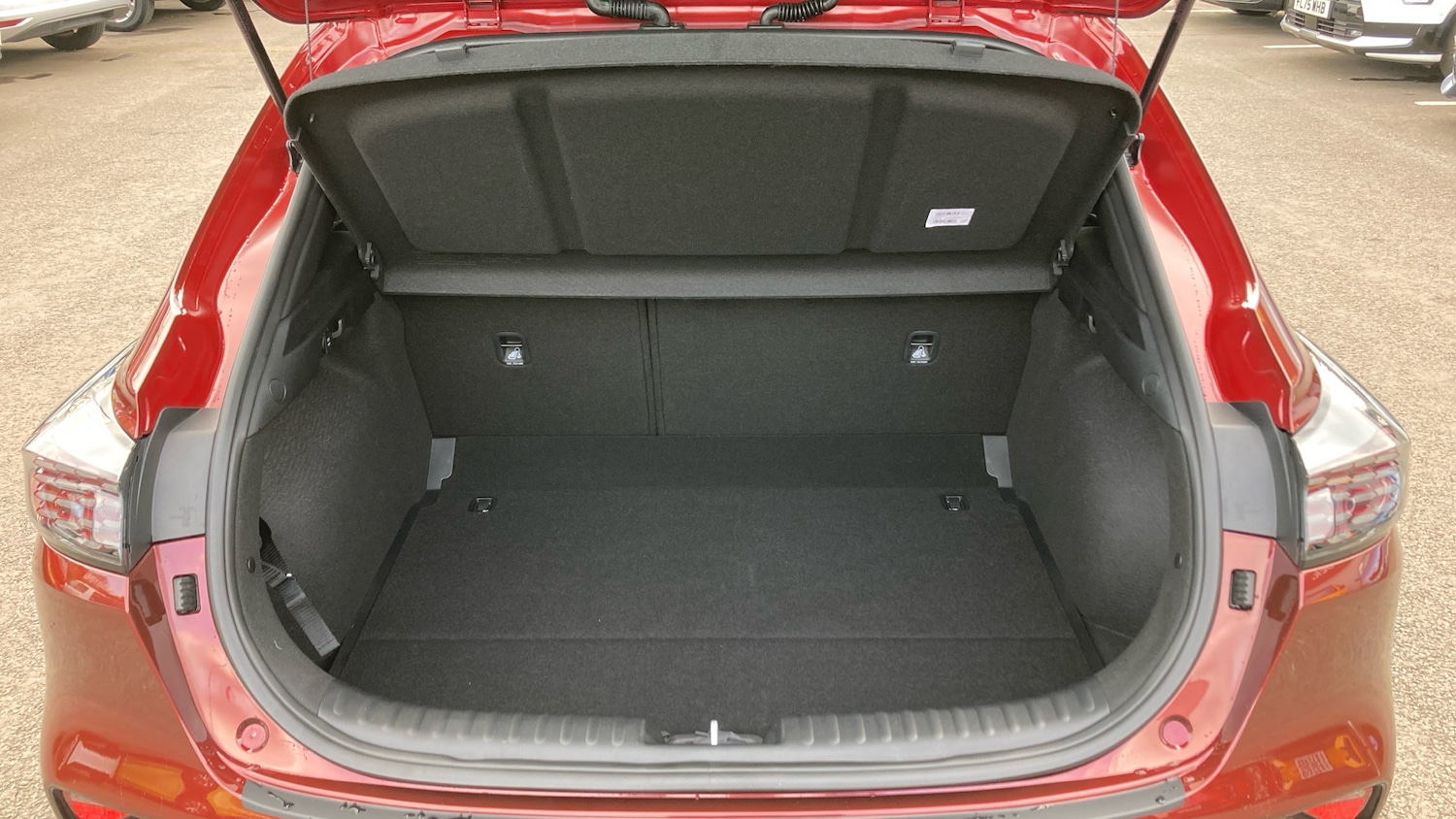 Used Kia XCeed 2025 for sale - 77069228: Photo 4