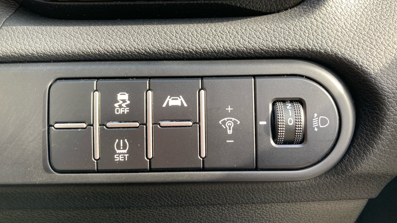 Used Kia XCeed 2025 for sale - 77069228: Photo 44