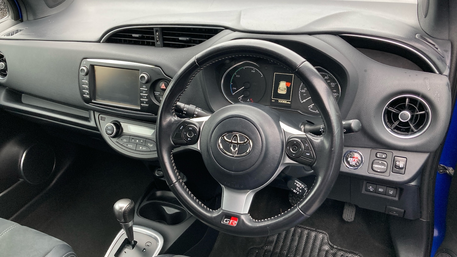 Used Toyota Yaris 2020 for sale - 76734338: Photo 11