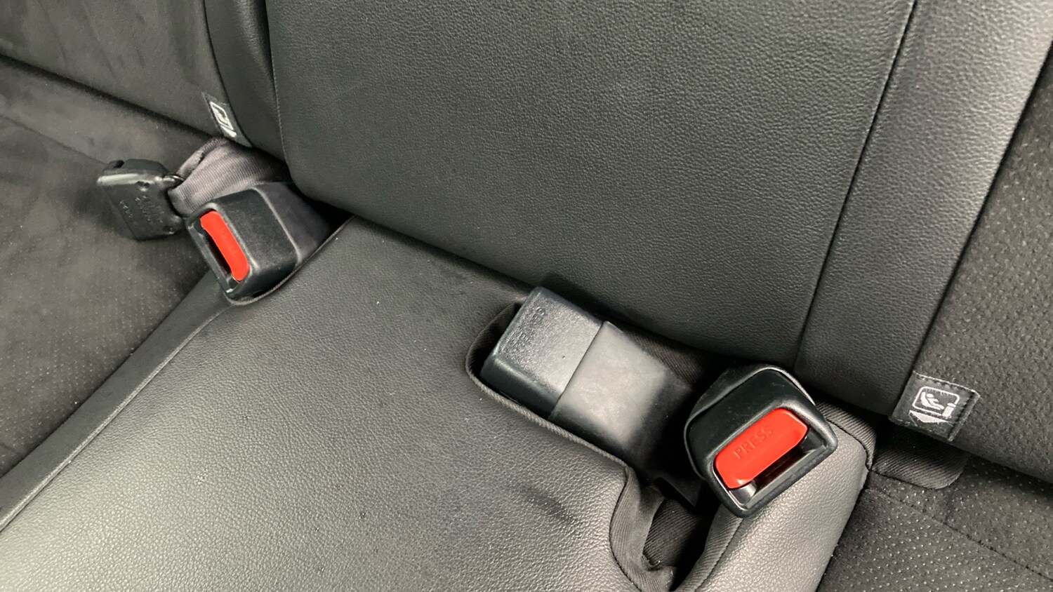 Used Toyota Yaris 2020 for sale - 76734338: Photo 17