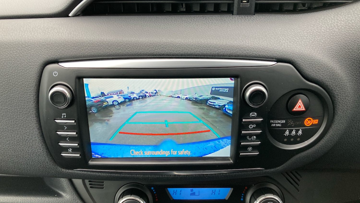 Used Toyota Yaris 2020 for sale - 76734338: Photo 33