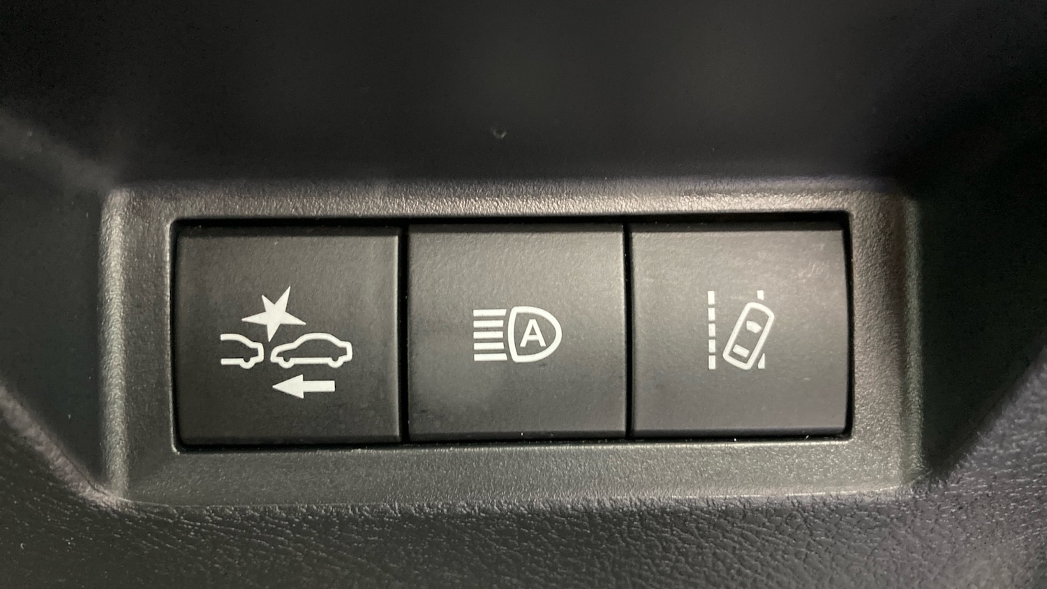 Used Toyota Yaris 2020 for sale - 76734338: Photo 41