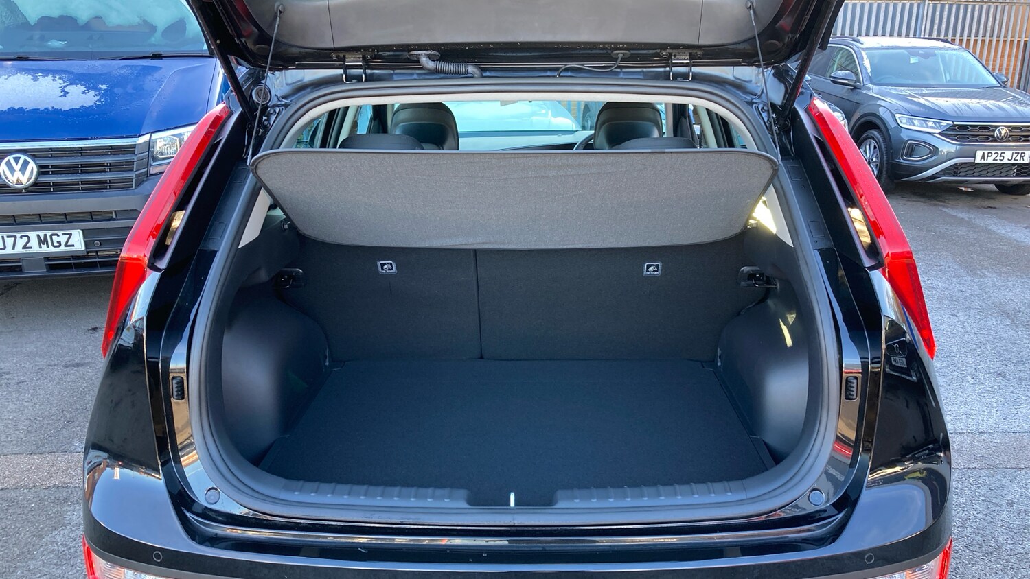 Used Kia Niro 2025 for sale - 76493646: Photo 4