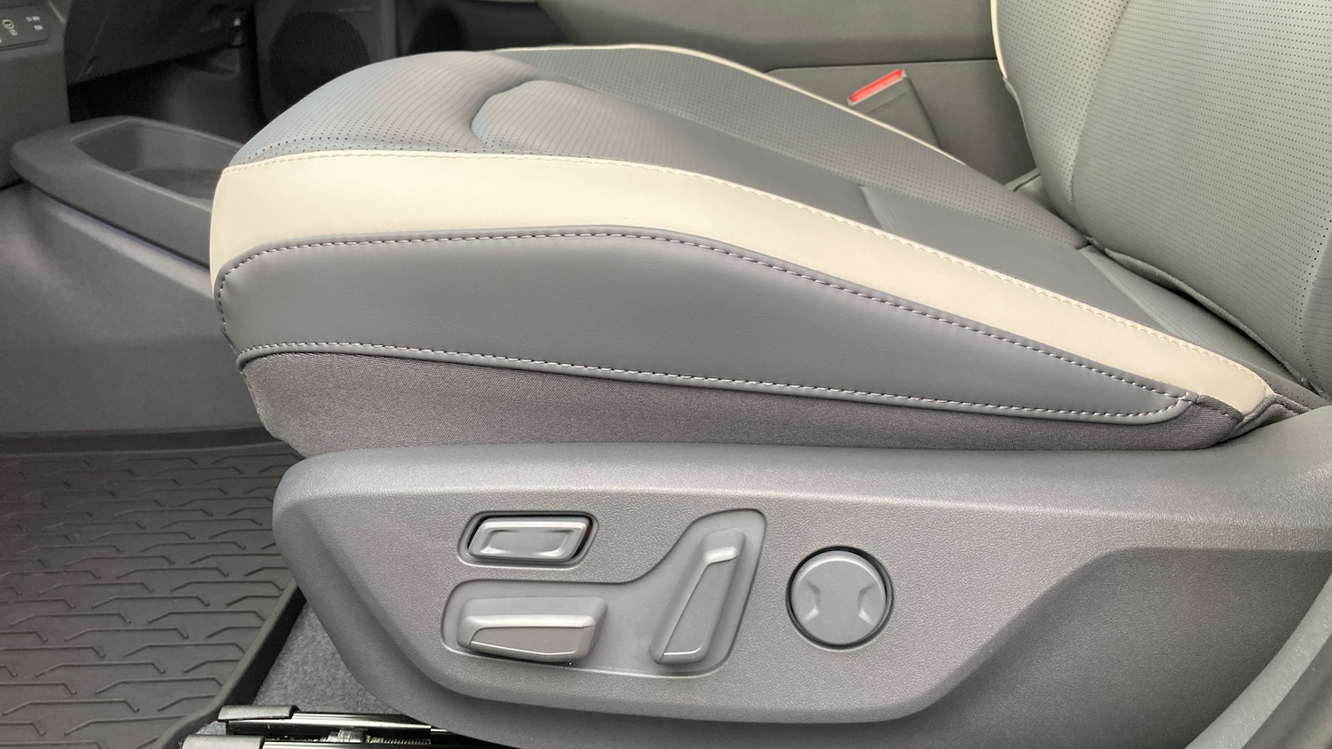 Used Kia EV3 2025 for sale - 76322393: Photo 26