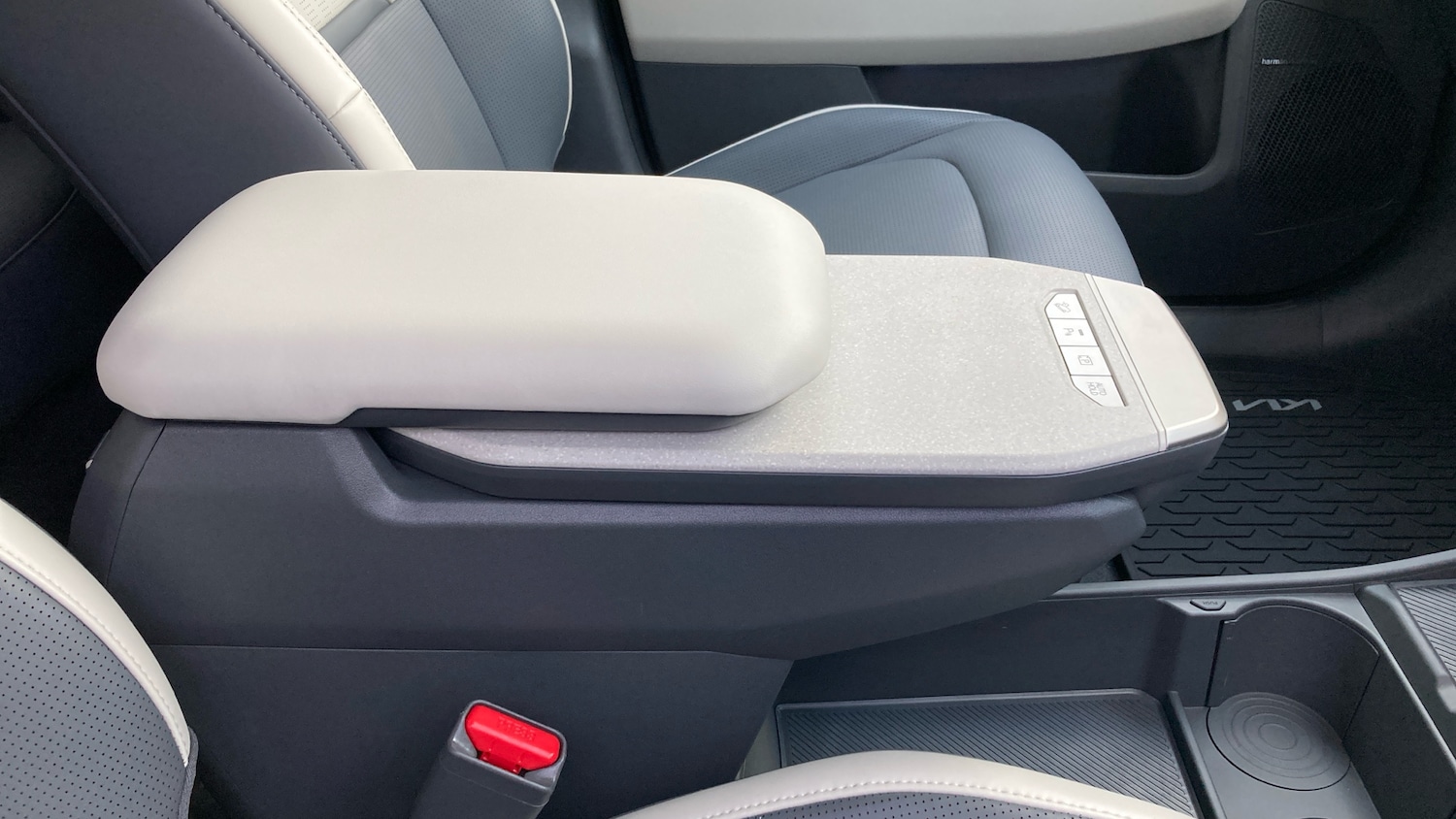 Used Kia EV3 2025 for sale - 76322393: Photo 28
