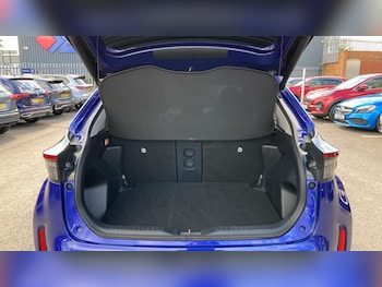 Used Toyota Yaris Cross 2022 for sale - 75869805: Photo