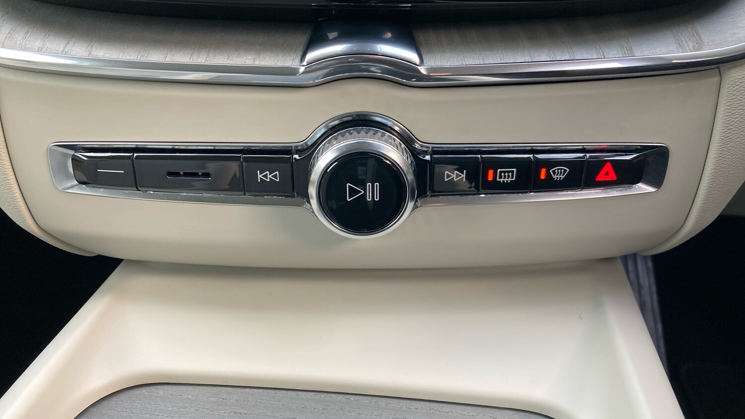 Used Volvo XC60 2024 for sale - 77340226: Photo 31