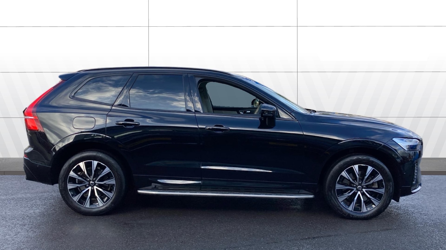 Used Volvo XC60 2024 for sale - 77340226: Photo 5