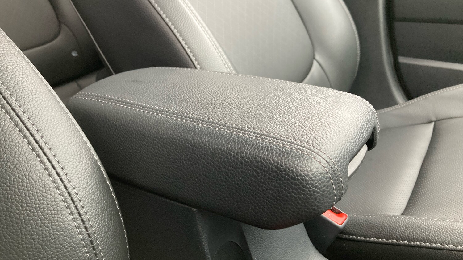 Used Kia Stonic 2024 for sale - 77845174: Photo 23